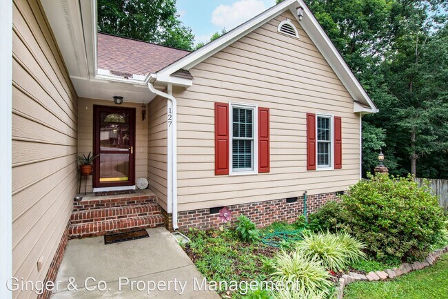 127 Crookham Ct photo'