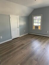 301 Prospect St in East Hartford, CT - Building Photo - Building Photo