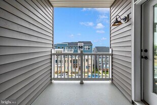 709 Iron Frg Rd in Frederick, MD - Building Photo