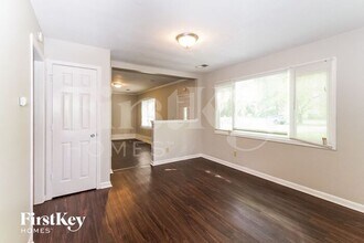 7338 Kingsley Dr in Indianapolis, IN - Building Photo - Building Photo