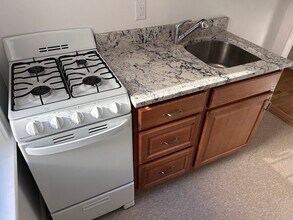 131 Park Dr, Unit 23 in Boston, MA - Building Photo - Building Photo