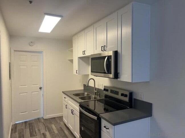10793 Jamacha Blvd in Spring Valley, CA - Building Photo - Building Photo