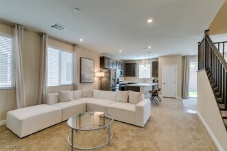 8995 Elati Ct in Las Vegas, NV - Building Photo - Building Photo