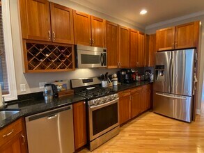 2625 W Belmont Ave in Chicago, IL - Building Photo - Building Photo