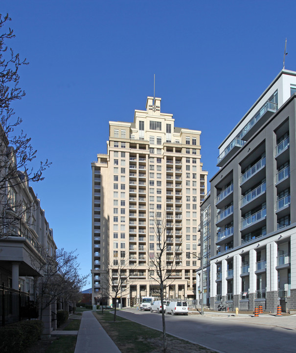 The Rockefeller in Toronto, ON - Building Photo