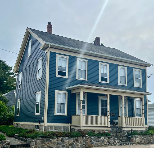 property at 3 Bayview Ave