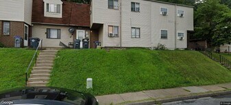 533 St Marys Dr in Steelton, PA - Building Photo