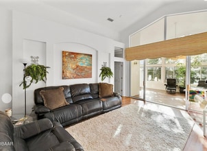 3220 Galty Cir in Ormond Beach, FL - Foto de edificio - Building Photo