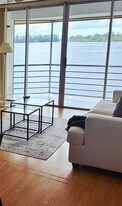1300 NE 191st St in North Miami Beach, FL - Building Photo