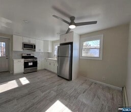 73 Hillcrest Ave in Woodland Park, NJ - Building Photo - Building Photo