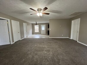 943 E Highland St in Jefferson City, TN - Building Photo - Building Photo