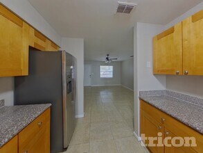 5843 59th Way N in St. Petersburg, FL - Building Photo - Building Photo