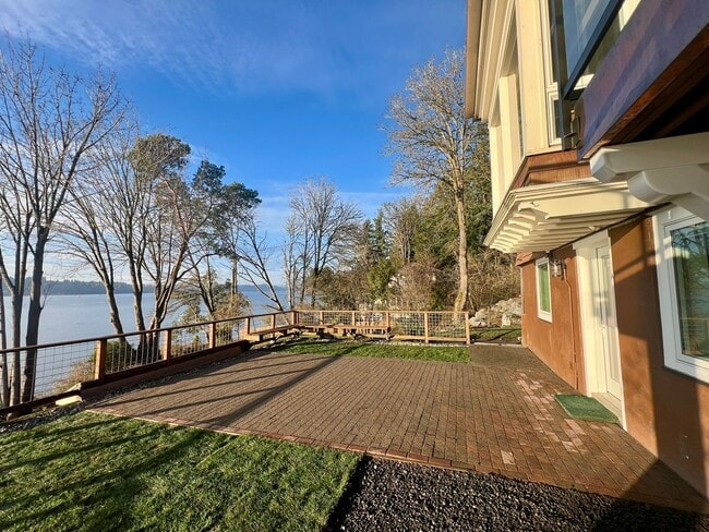 property at 2061 East Bay Drive Northeast