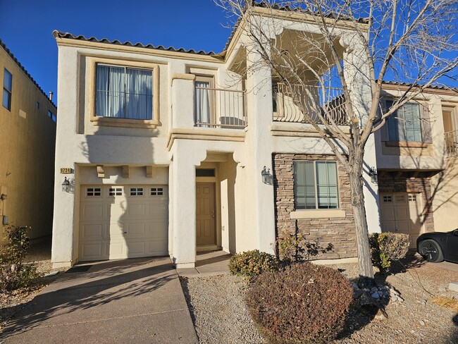 9734 Villa Lorena Ave in Las Vegas, NV - Building Photo - Building Photo