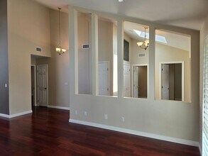 7769 Laurelridge Rd in San Diego, CA - Building Photo - Building Photo