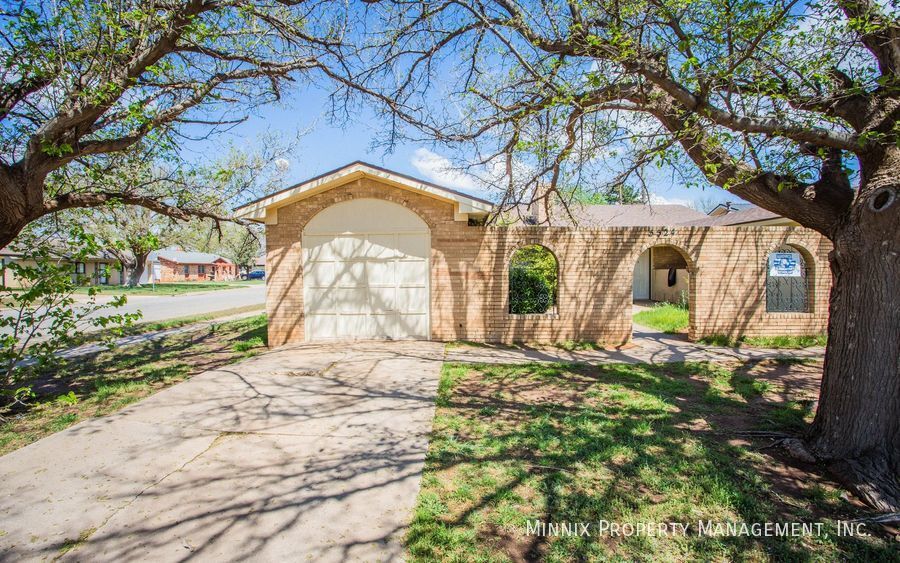 5524 13th St in Lubbock, TX - Building Photo