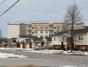 Fairview Condominiums in St Catharines, ON - Building Photo - Building Photo