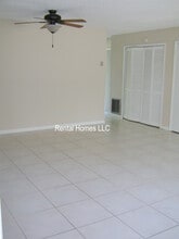 7720 Fernbrook Way in Winter Park, FL - Foto de edificio - Building Photo