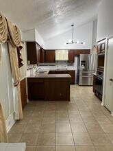 2931 Sunwood Dr in Houston, TX - Building Photo - Building Photo