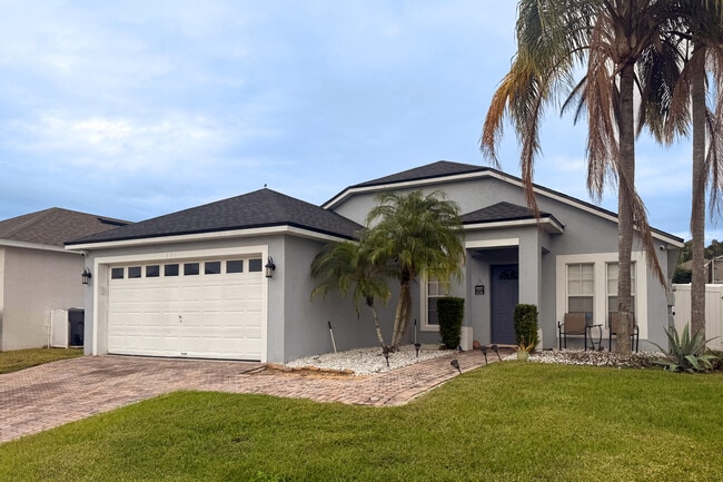 property at 464 Gleneagles Dr