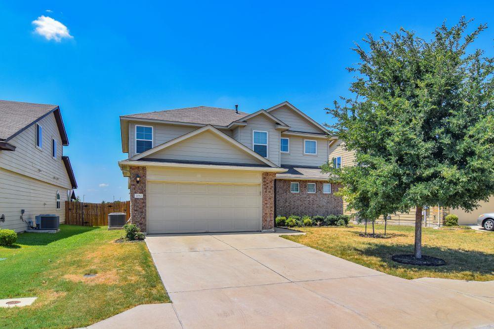 2012 Mottey St in Georgetown, TX - Building Photo