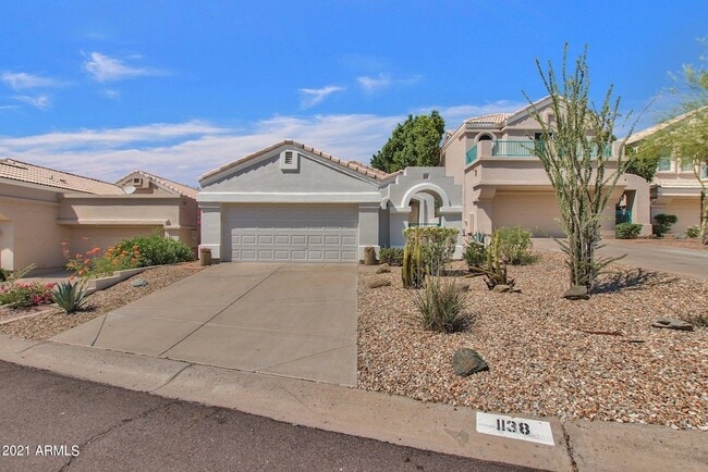 property at 1138 E Amberwood Dr