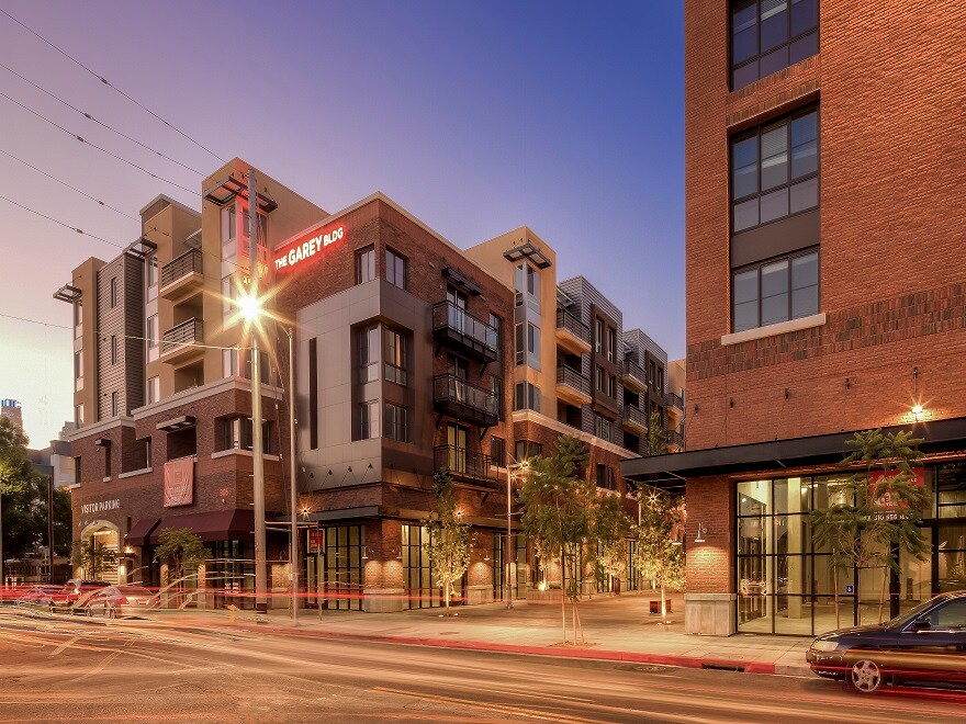 Garey Building in Los Angeles, CA - Building Photo