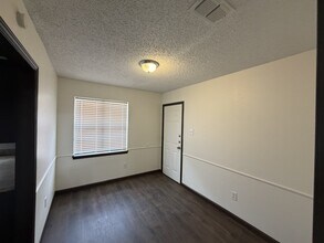 2114 92nd St in Lubbock, TX - Building Photo - Building Photo