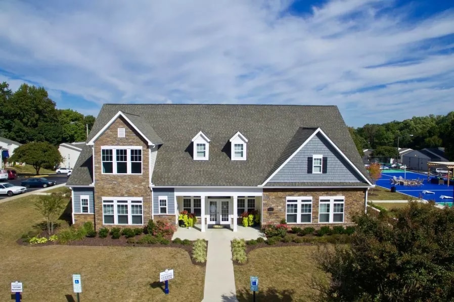 The Residences of Westover Hills in Richmond, VA - Building Photo