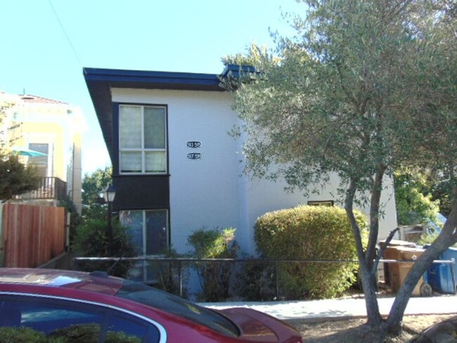 515 Richardson St in Martinez, CA - Building Photo - Building Photo