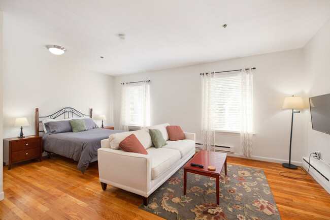 220 Beacon - Furnished | Short Term in Boston, MA - Building Photo - Building Photo