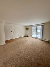 110 Losson Rd, Unit 18-04 in Cheektowaga, NY - Building Photo - Building Photo