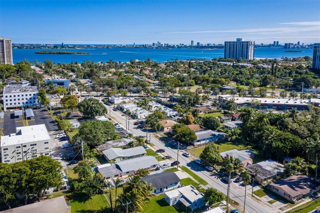 1371 NE 110th Terrace in Miami, FL - Building Photo