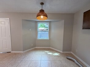 6188 Woodlands Dr in Milton, FL - Building Photo - Building Photo