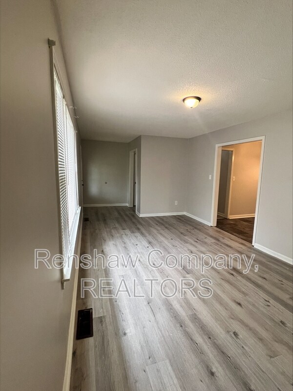 174 Aspen Ave in Jackson, TN - Building Photo - Building Photo