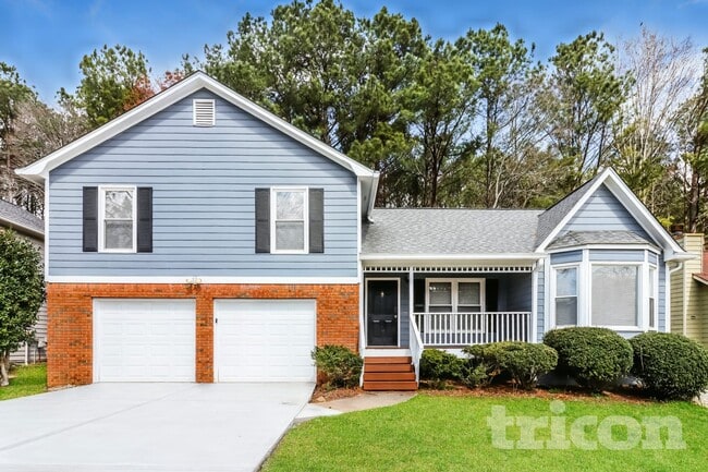 property at 5095 Glendora Dr