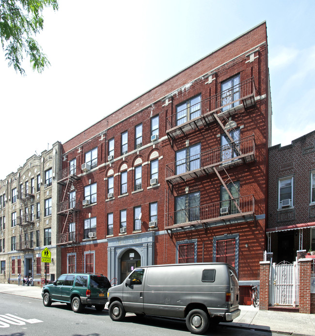 Sterling Court in Brooklyn, NY - Building Photo - Building Photo