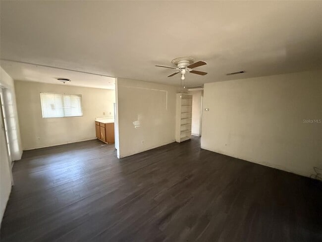 1423 NW 6th Ave in Gainesville, FL - Building Photo - Building Photo