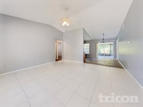 13920 Citrus Pointe Dr in Tampa, FL - Building Photo - Building Photo