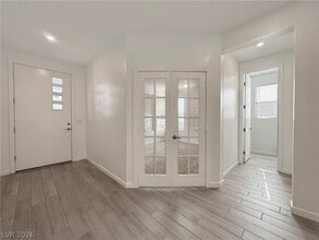 1853 Crown King Ct in Henderson, NV - Building Photo - Building Photo