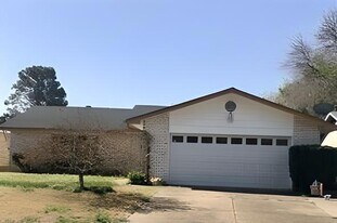 333 Beatty Dr in Grand Prairie, TX - Building Photo
