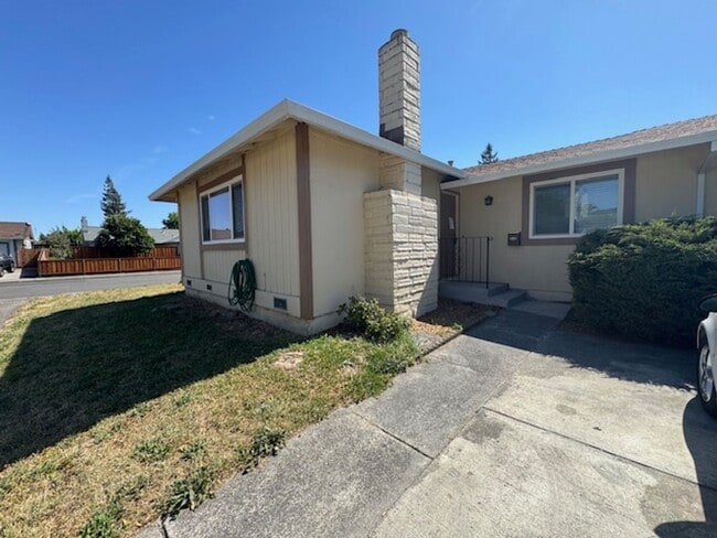 property at 7338 Corsica Ct