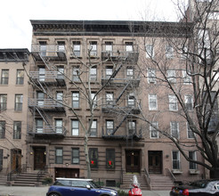 419-421 E 84th St in New York, NY - Building Photo - Building Photo