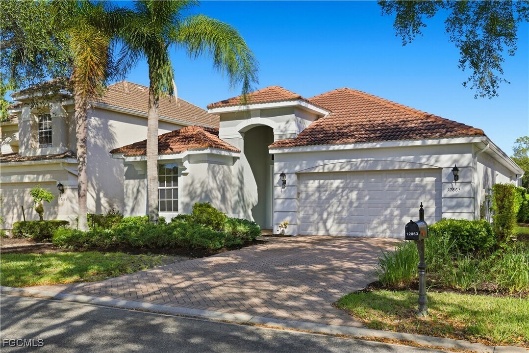 12863 Brynwood Preserve Ln in Naples, FL - Building Photo