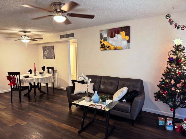 4444 N 7th Ave, Unit B226