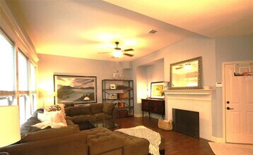 9104 Wampton Wy in Austin, TX - Building Photo - Building Photo