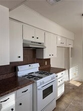 2301 W Wedington Dr in Fayetteville, AR - Building Photo - Building Photo