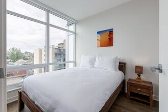 202-214 14 Ave SW in Calgary, AB - Building Photo - Building Photo