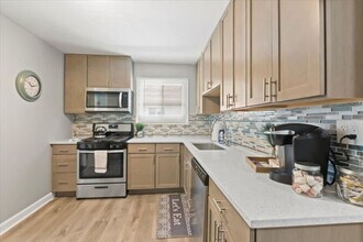 362 Marion Ct in Wheeling, IL - Building Photo - Building Photo