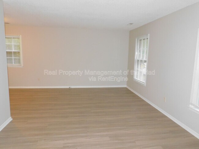 5204 Fieldbrook Dr in Greensboro, NC - Building Photo - Building Photo